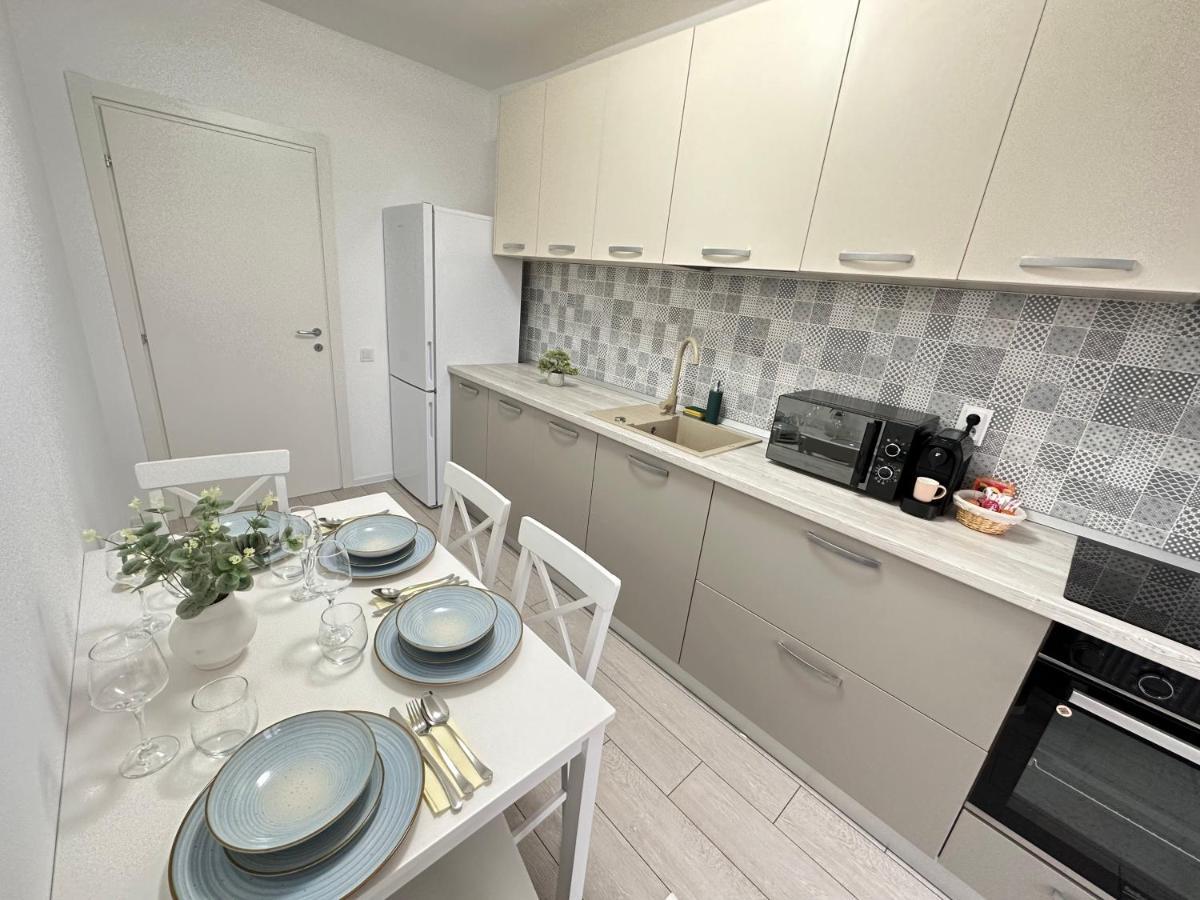 Cozy Luxury Apartments - Coresi Mall #Μπρασόβ Εξωτερικό φωτογραφία
